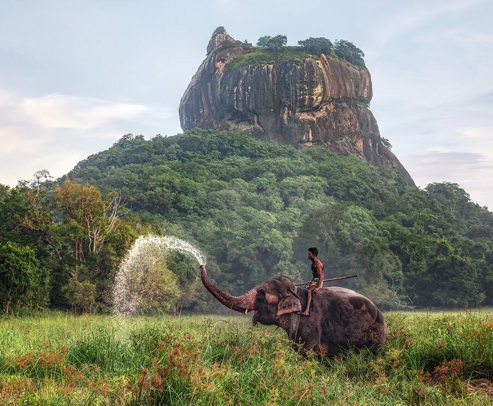 ANTALYA ÇIKIŞLI  HİNDİSTAN & NEPAL & SRİ LANKA