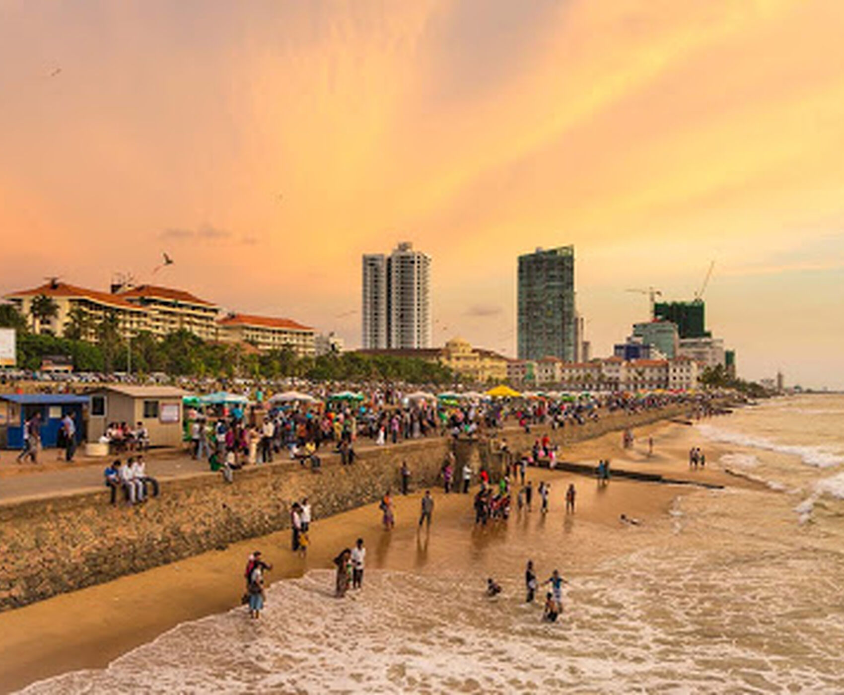 ANTALYA ÇIKIŞLI  HİNDİSTAN & NEPAL & SRİ LANKA