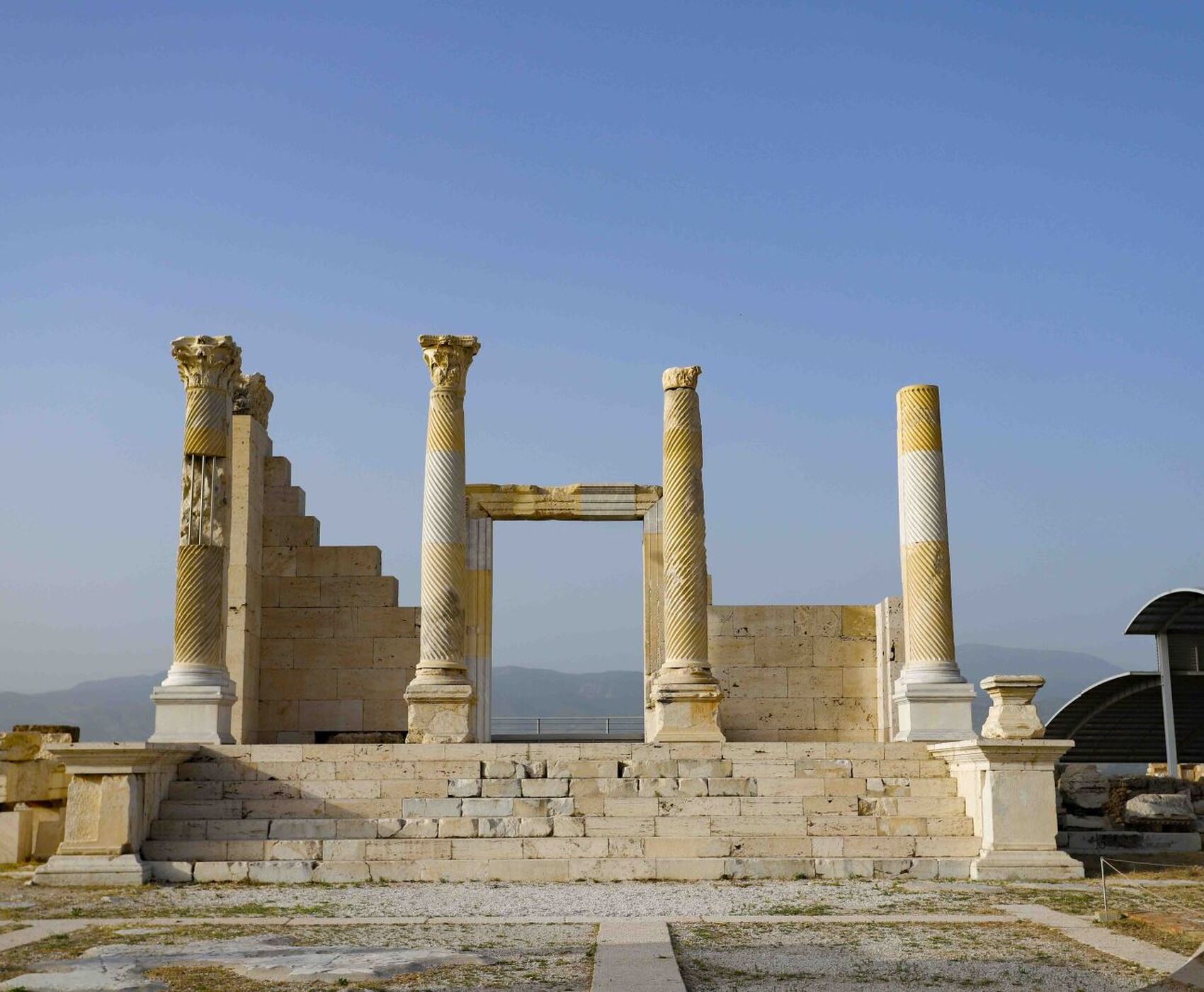 KAKLIK MAĞARASI - PAMUKKALE - LAODİKEİA TURU