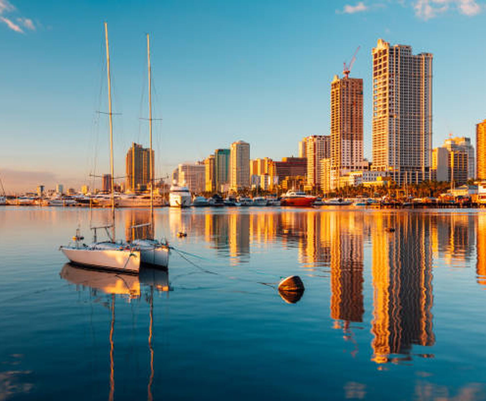 BÜYÜK FİLİPİNLER