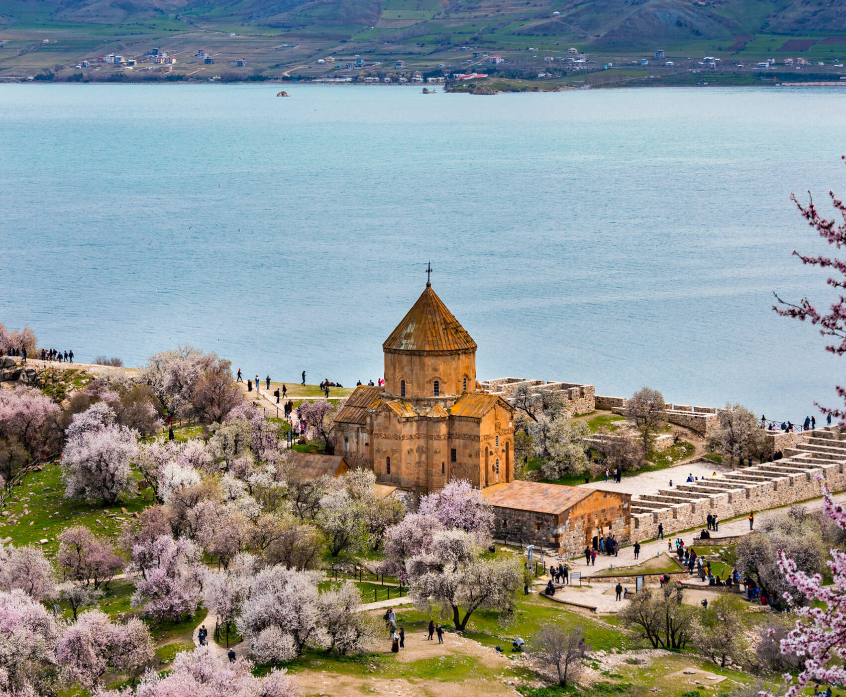 ANTALYA DAN DİREKT UÇAKLI VAN & KARS & ERZURUM