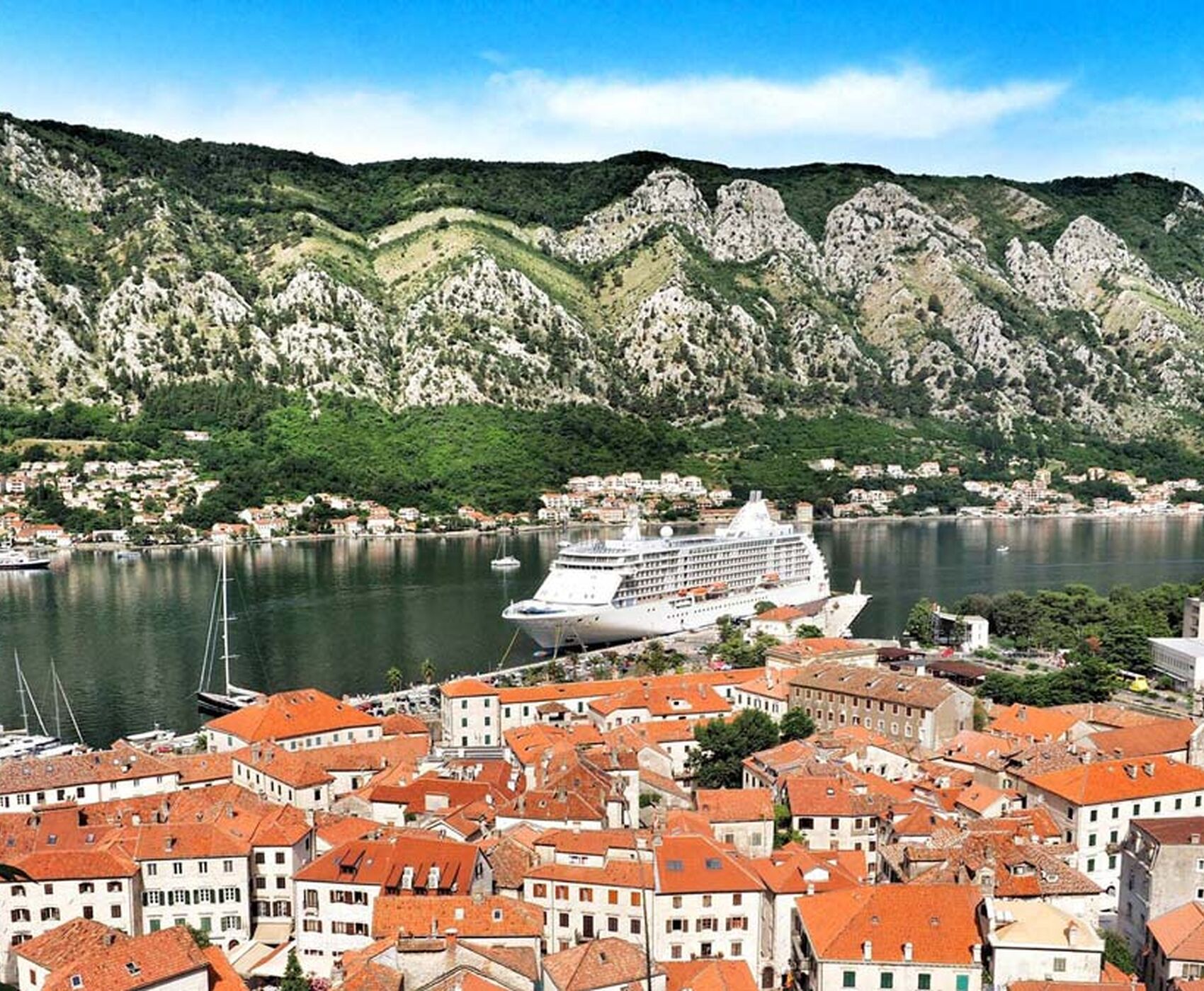 VİYA BALKAN Sun Express HY ile Büyük Balkan Turu 6 Ülke Antalya - Vizesiz